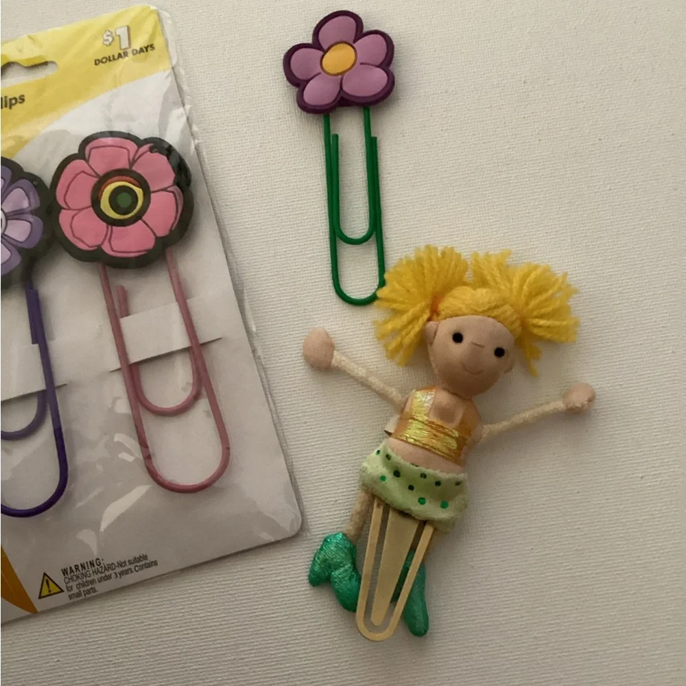 4/$15 💗 Bundle of Creative Bookmarks - Picture 3 of 5
